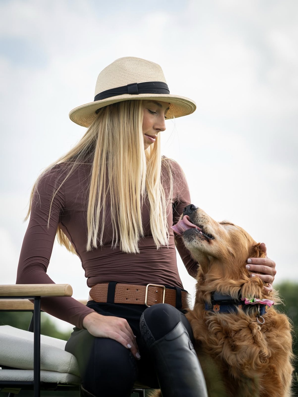 Bare Barn shoot with a golden retriever